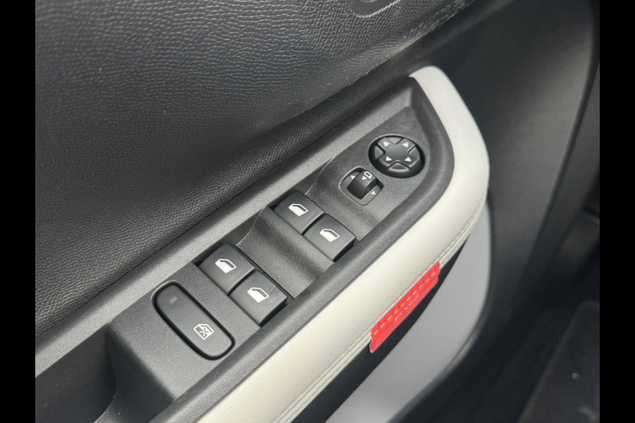 Citroën ë-C3 Max 113pk Comfort Range 44 kWh | 3 fase | Camera | Carplay | Navi | Prijs is rijklaar