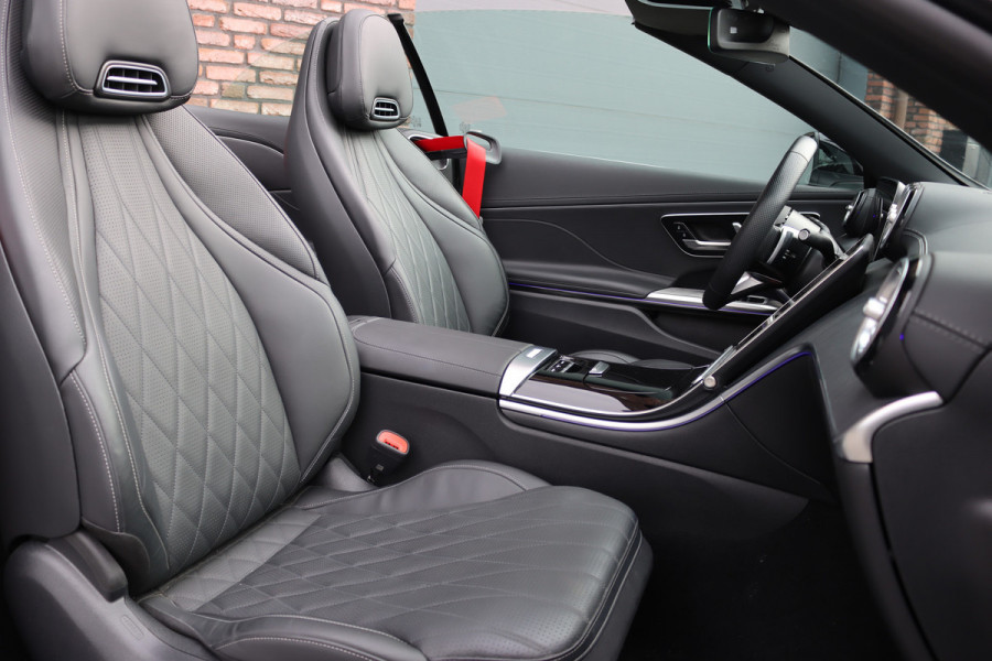 Mercedes-Benz CLE Cabriolet 450 4MATIC AMG Line Premium+ | Distronic+ | Standkachel | Massage | Burmester | Nappa Leder | Stoelventilatie | HUD | Trekhaak | Airscarf | Digital Light |