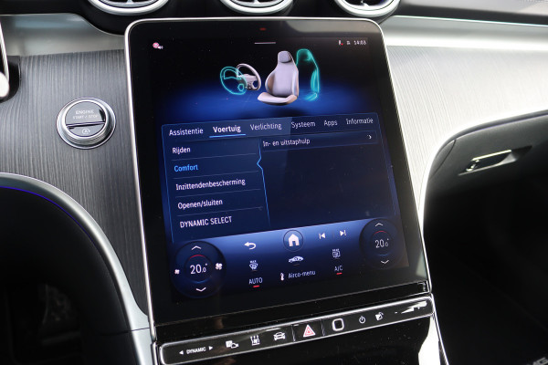 Mercedes-Benz CLE Cabriolet 450 4MATIC AMG Line Premium+ | Distronic+ | Standkachel | Massage | Burmester | Nappa Leder | Stoelventilatie | HUD | Trekhaak | Airscarf | Digital Light |