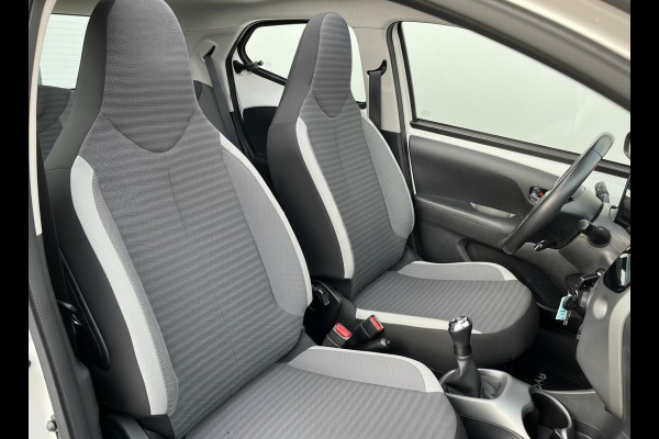 Toyota Aygo 1.0 VVT-i x-play cabrio | Apple Carplay | Camera | Prijs is rijklaar