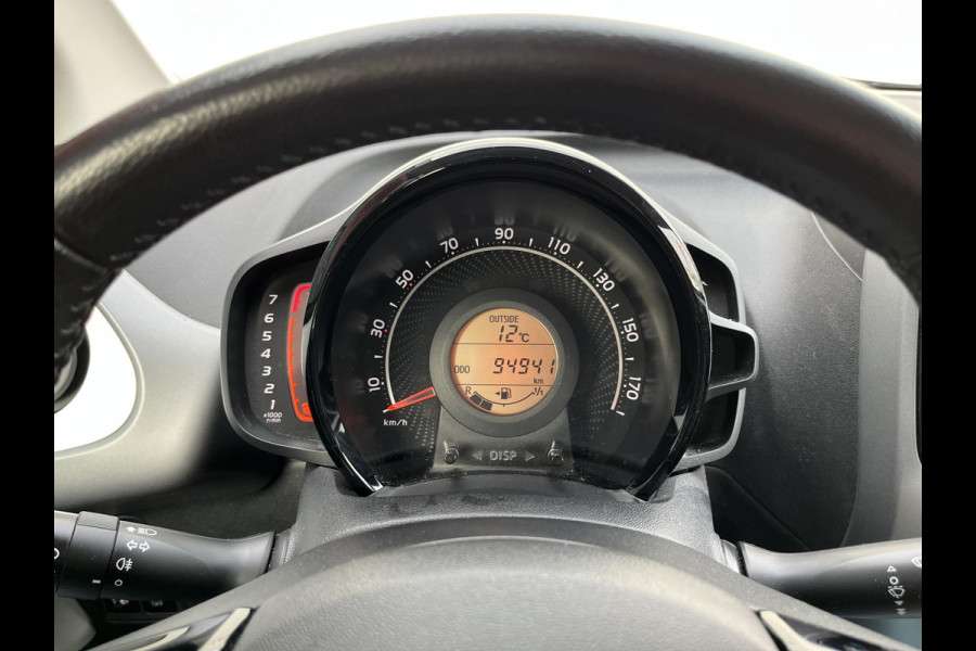 Toyota Aygo 1.0 VVT-i x-play cabrio | Apple Carplay | Camera | Prijs is rijklaar