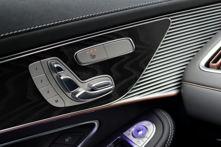 Mercedes-Benz EQC 400 4MATIC AMG Line Premium+ 80 kWh | 35.000,- ex | Distronic+ | Schuifdak | Memory | Advanced Sound System | Surround Camera | HUD | Trekhaak |