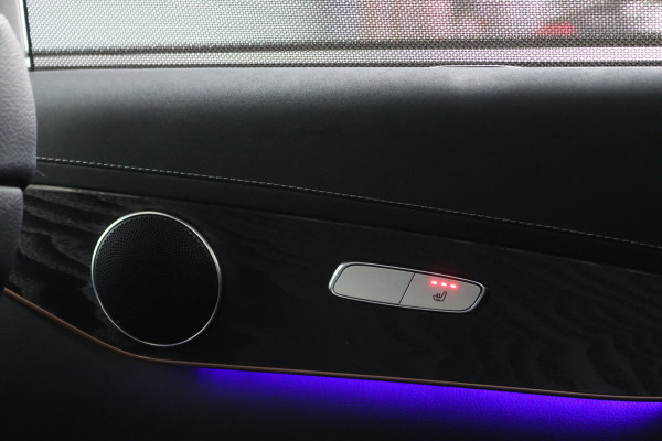 Mercedes-Benz EQC 400 4MATIC AMG Line Premium+ 80 kWh | 35.000,- ex | Distronic+ | Schuifdak | Memory | Advanced Sound System | Surround Camera | HUD | Trekhaak |