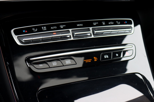 Mercedes-Benz EQC 400 4MATIC AMG Line Premium+ 80 kWh | 35.000,- ex | Distronic+ | Schuifdak | Memory | Advanced Sound System | Surround Camera | HUD | Trekhaak |