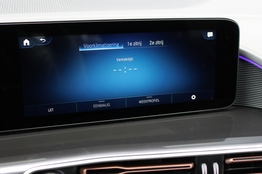 Mercedes-Benz EQC 400 4MATIC AMG Line Premium+ 80 kWh | 35.000,- ex | Distronic+ | Schuifdak | Memory | Advanced Sound System | Surround Camera | HUD | Trekhaak |