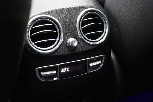 Mercedes-Benz EQC 400 4MATIC AMG Line Premium+ 80 kWh | 35.000,- ex | Distronic+ | Schuifdak | Memory | Advanced Sound System | Surround Camera | HUD | Trekhaak |