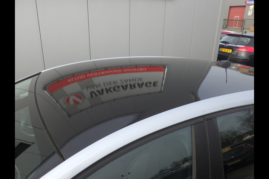 Opel Astra 1.2 Business Edition, Cruise Control, Camera, Navi, NL/NAP!