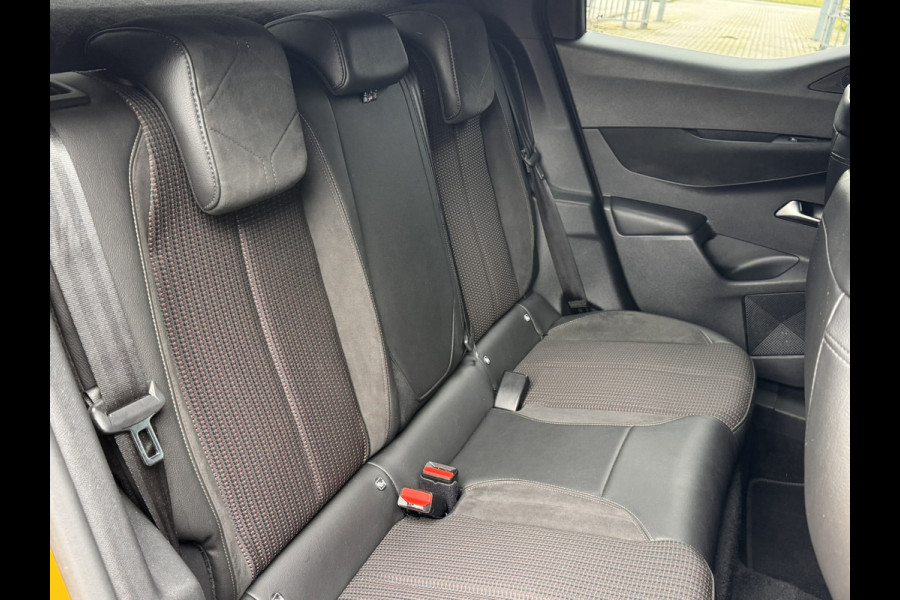 DS DS 3 Crossback E-Tense Business 50 kWh | Stoelverwarming | Apple carplay/Android auto | Camera achter | Cruise control | Navigatie |