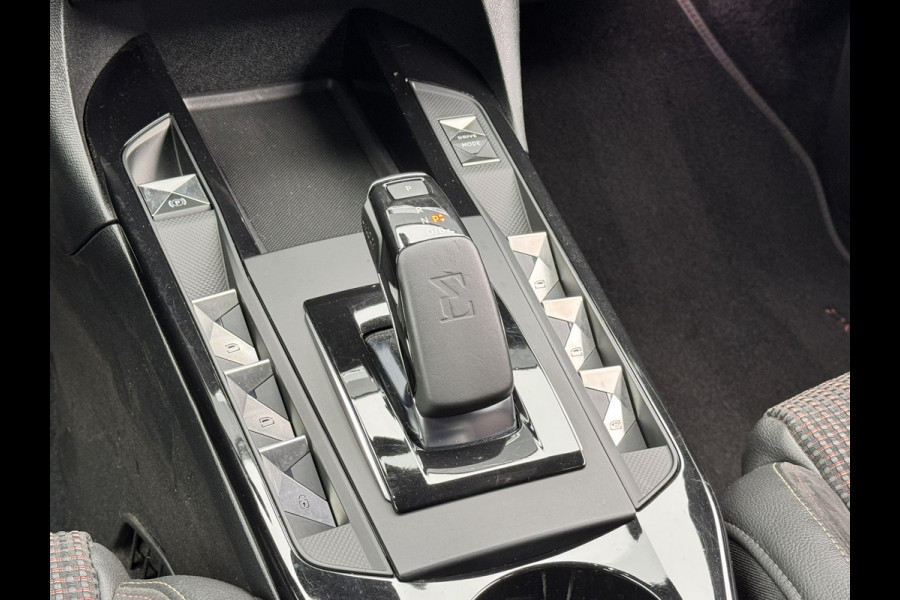DS DS 3 Crossback E-Tense Business 50 kWh | Stoelverwarming | Apple carplay/Android auto | Camera achter | Cruise control | Navigatie |
