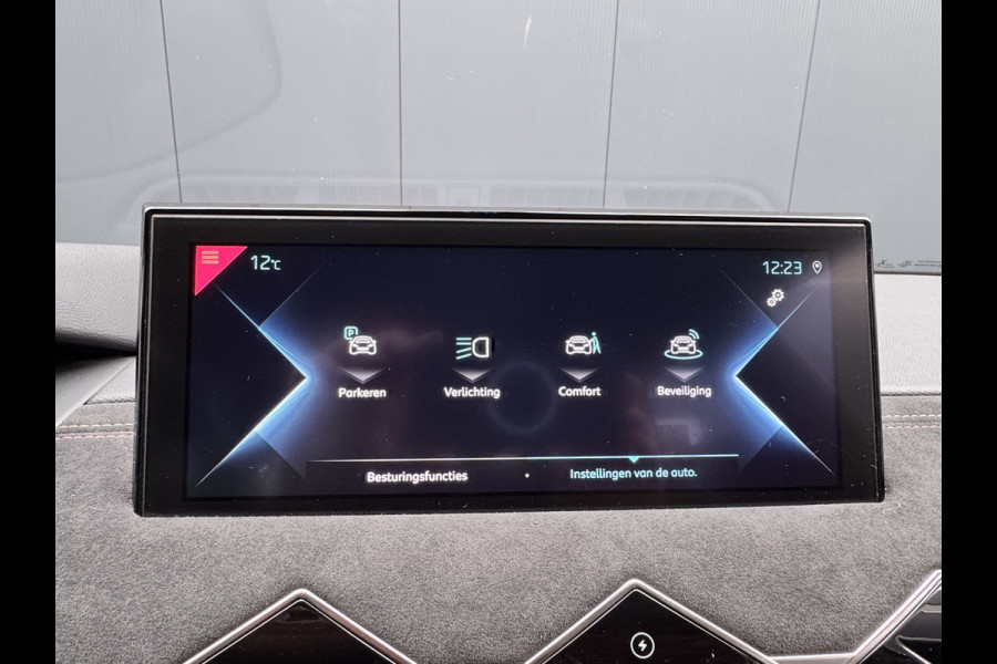 DS DS 3 Crossback E-Tense Business 50 kWh | Stoelverwarming | Apple carplay/Android auto | Camera achter | Cruise control | Navigatie |