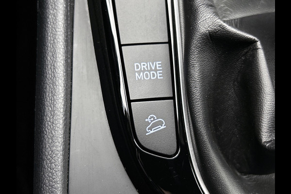 Hyundai Tucson 1.6 T-GDI MHEV Comfort (NAVIGATIE, CAMERA, STUURHULP, CARPLAY, PDC, 1e EIGENAAR, GOED ONDERHOUDEN)