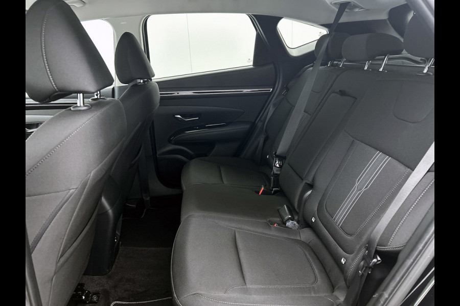 Hyundai Tucson 1.6 T-GDI MHEV Comfort (NAVIGATIE, CAMERA, STUURHULP, CARPLAY, PDC, 1e EIGENAAR, GOED ONDERHOUDEN)