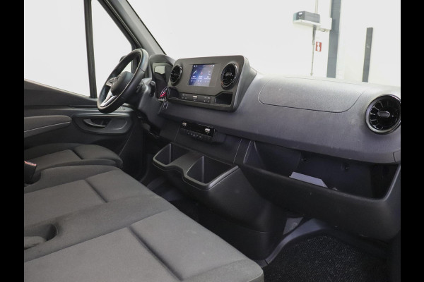 Mercedes-Benz Sprinter 315 L2H2 Automaat Airco Camera Navigatie MBUX Trekhaak Euro6