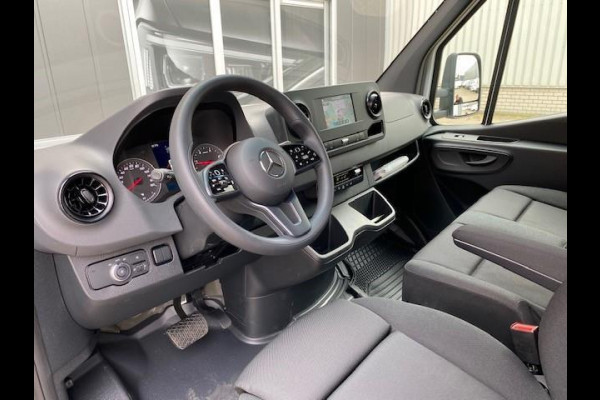 Mercedes-Benz Sprinter 315 1.9 CDI Bakwagen Meubelbak Laadklep Navi Airco Cruise Control Comfort stoelen
