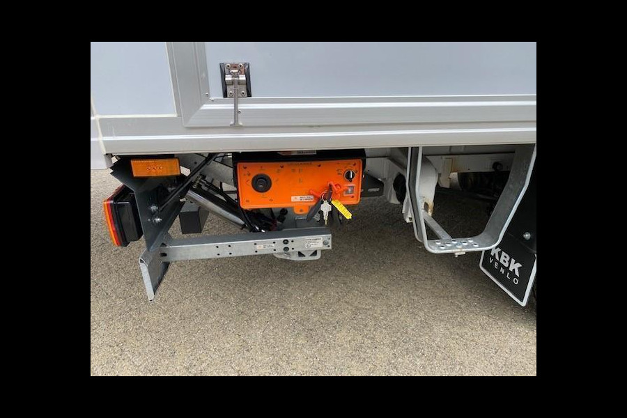 Mercedes-Benz Sprinter 315 1.9 CDI Bakwagen Meubelbak Laadklep Navi Airco Cruise Control Comfort stoelen