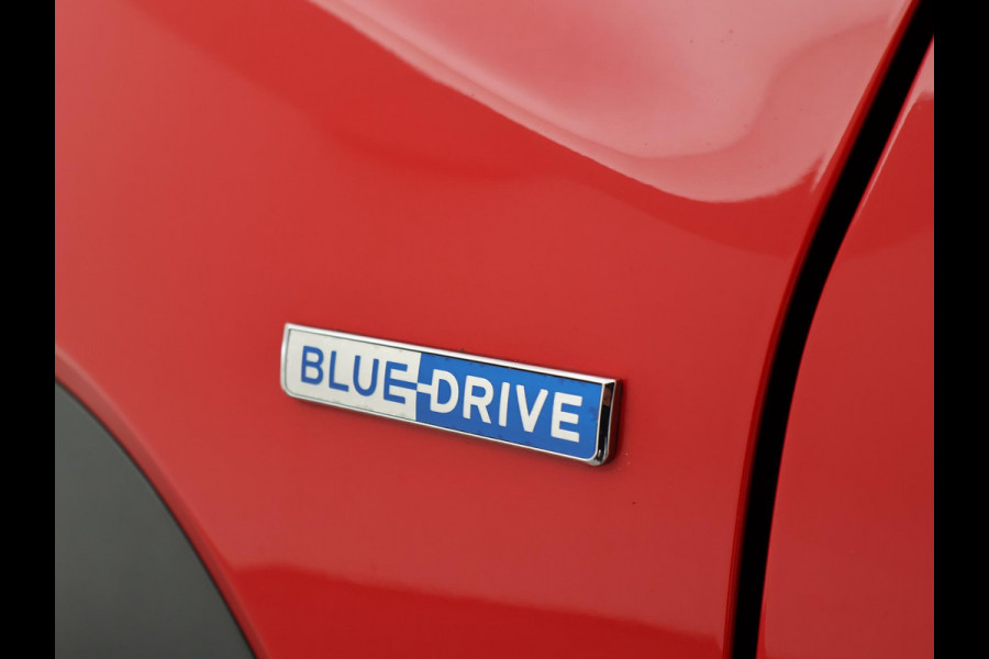 Hyundai Kona EV PREMIUM SKY 64 KWH + SCHUIFDAK | LEDER | STOELVENTILATIE | STUURVERW. | STOELVERW.