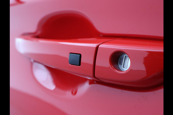 Hyundai Kona EV PREMIUM SKY 64 KWH + SCHUIFDAK | LEDER | STOELVENTILATIE | STUURVERW. | STOELVERW.