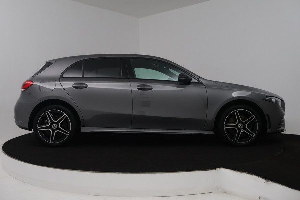 Mercedes-Benz A-Klasse 250 e Business Solution AMG Limited (STOELVERWARMING, SFEERVERLICHTING, CAMERA, NAVIGATIE, SENSOREN)