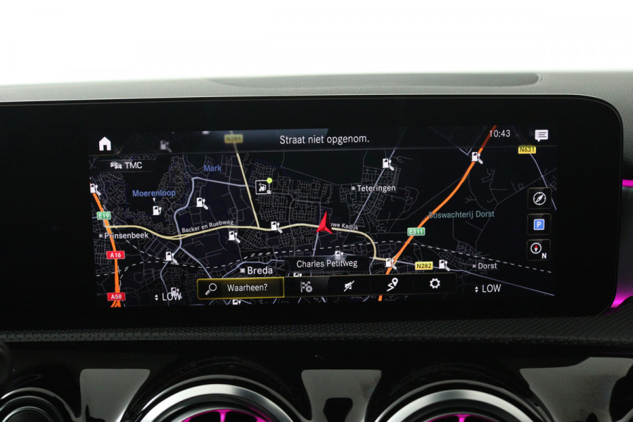 Mercedes-Benz A-Klasse 250 e Business Solution AMG Limited (STOELVERWARMING, SFEERVERLICHTING, CAMERA, NAVIGATIE, SENSOREN)