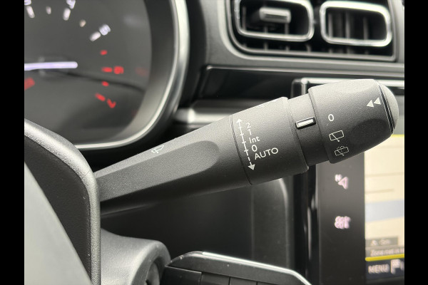 Citroën C3 1.2 PureTech S&S Shine Automaat,Camera,Navi,Pdc,Rijstrooksensor,Recent beurt gehad,Clima,Cruise,Lm velgen,110pk,N.A.P,Apk tot 02-2027