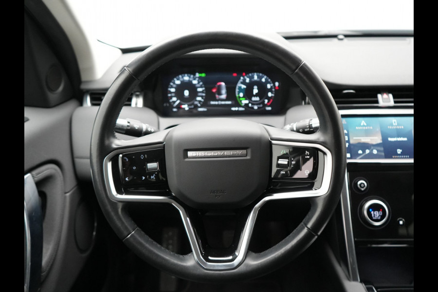 Land Rover Discovery Sport P300e HSE PHEV 309pk Dealer O.H | Trekhaak Afn. | 360 Camera | Lederen Sportstoelen Memory & Verwarmd | Verwarmd Stuur | Apple Carplay | Cruise Control | 20"L.M | Navigatie | Virtual | DAB | Plug In Hybrid |