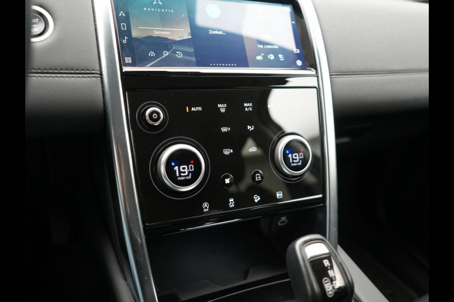 Land Rover Discovery Sport P300e HSE PHEV 309pk Dealer O.H | Trekhaak Afn. | 360 Camera | Lederen Sportstoelen Memory & Verwarmd | Verwarmd Stuur | Apple Carplay | Cruise Control | 20"L.M | Navigatie | Virtual | DAB | Plug In Hybrid |