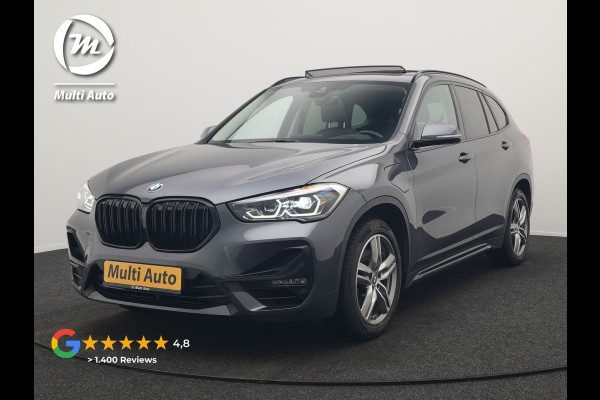 BMW X1 xDrive25e Sportline PHEV 221pk Dealer O.H | Trekhaak Afn. | Panodak | Head Up | Lederen Sportstoelen Memory & Verwarmd | Camera | Apple Carplay | Keyless | Sfeerverlichting | Navigatie | DAB | Plug in Hybrid |