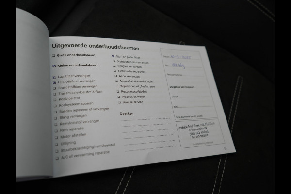 Mercedes-Benz A-Klasse 250 e AMG Line Plug In Hybrid 263pk PHEV | Panodak | Multibeam LED | Alcantara Sportstoelen Verwarmd | Apple Carplay | Sfeerverlichting | Blis | Cruise Control | Navigatie | Virtual | DAB |