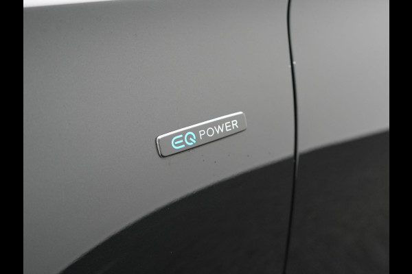 Mercedes-Benz A-Klasse 250 e AMG Line Plug In Hybrid 263pk PHEV | Panodak | Multibeam LED | Alcantara Sportstoelen Verwarmd | Apple Carplay | Sfeerverlichting | Blis | Cruise Control | Navigatie | Virtual | DAB |