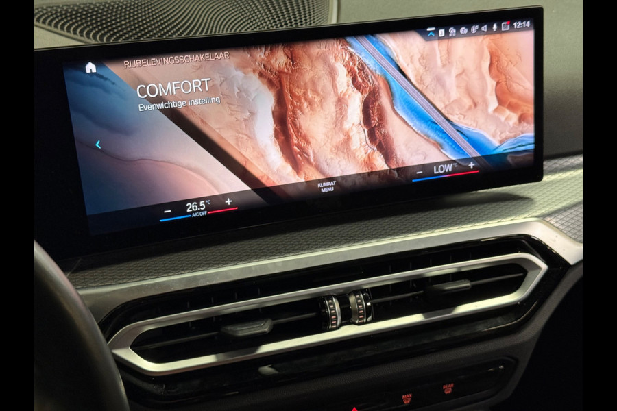 BMW 3 Serie 318i M-Sport | Pano | Stoel/Stuur verwarming | Carplay | HUD |Sfeerverlichting |