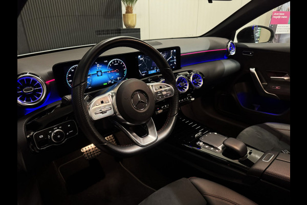 Mercedes-Benz A-Klasse 250e AMG |PANO|SFEER|CAMERA|BOMVOL
