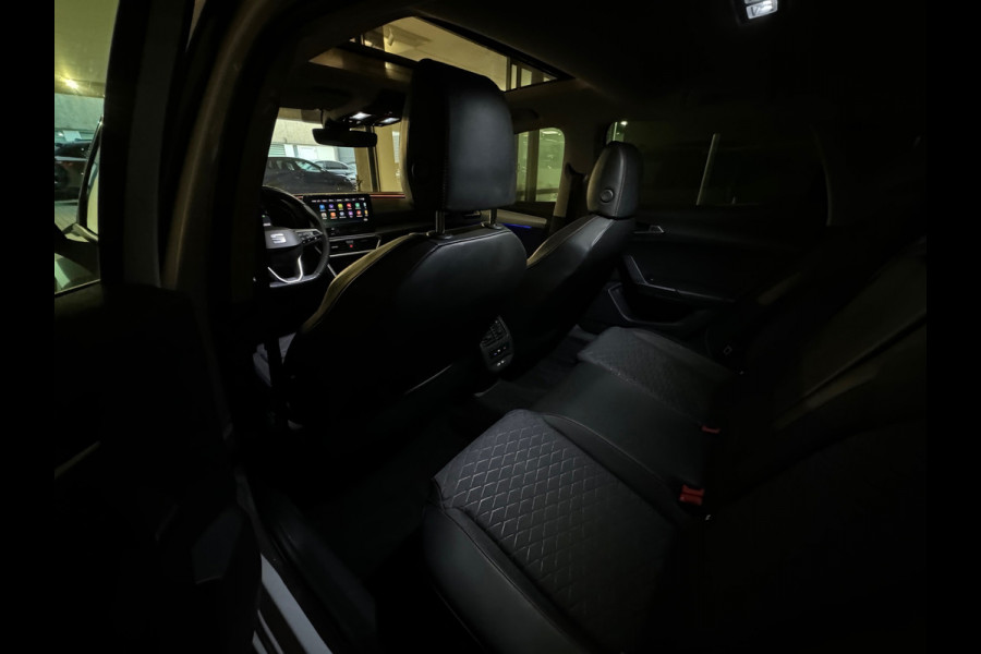 Seat Leon 1.5 eTSI FR Launch Pano|Keyless|Sfeer|Dodehoek|VOL