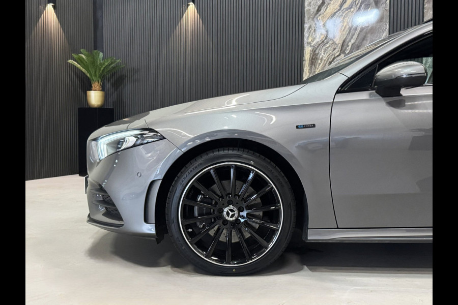 Mercedes-Benz A-Klasse 250e AMG Launch Ed|PANO|SFEER|360cam|BLINDSPOT|BOMVOL