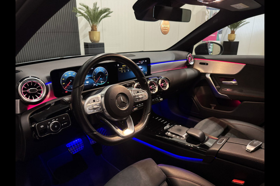 Mercedes-Benz A-Klasse 250e AMG Launch Ed|PANO|SFEER|360cam|BLINDSPOT|BOMVOL