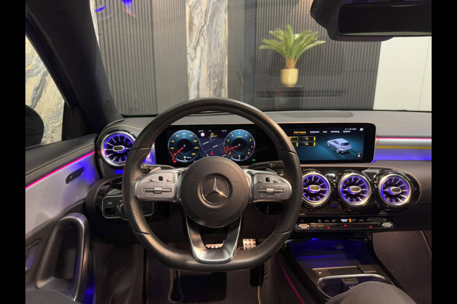 Mercedes-Benz A-Klasse 250e AMG Launch Ed|PANO|SFEER|360cam|BLINDSPOT|BOMVOL