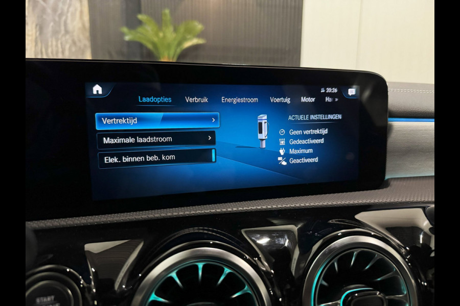 Mercedes-Benz A-Klasse 250e AMG Launch Ed|PANO|SFEER|360cam|BLINDSPOT|BOMVOL