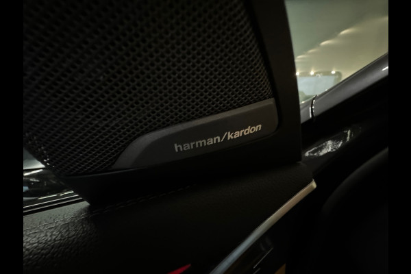 BMW X3 M Competition Pano|Carbon|HuD|H/K|Kuip|Keyless|Sfeer