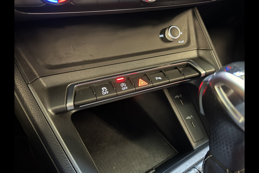 Audi Q3 35 TFSI 150PK S-TRONIC S-LINE CAMERA/TREKHAAK/LEDER/MATRIX-LED