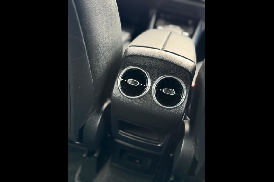 Mercedes-Benz B-Klasse 180 AUTOMAAT Bus Solution Luxury, camera, sfeerverlichting stoelverwarming, 1 e eigenaar, NL auto met nap