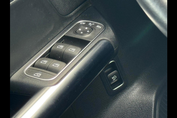Mercedes-Benz B-Klasse 180 AUTOMAAT Bus Solution Luxury, camera, sfeerverlichting stoelverwarming, 1 e eigenaar, NL auto met nap