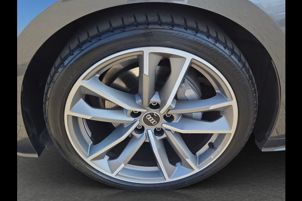 Audi A5 Cabriolet 40 TFSI Quattro S-LINE ** MATRIX, NAPPA LEDER, VIRTUAL, ADAPT. CRUISE, 19-inch LMV ** 1e EIG - 26.000km (!) ** ** INFORMEER OOK NAAR ONZE AANTREKKELIJKE FINANCIAL-LEASE TARIEVEN **