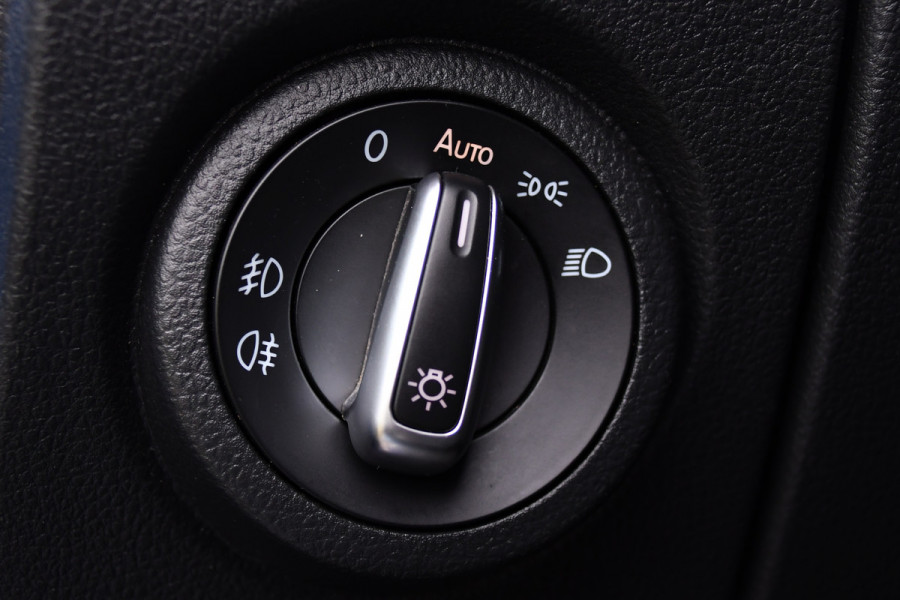 Volkswagen Amarok 3.0 V6 TDI 4Motion DC Highline Camera, Cruise, Carplay, Stoelverwarming, Leder, LED, 4x4, Automaat, 225pk, 3300kg Trekhaak, Uniek!