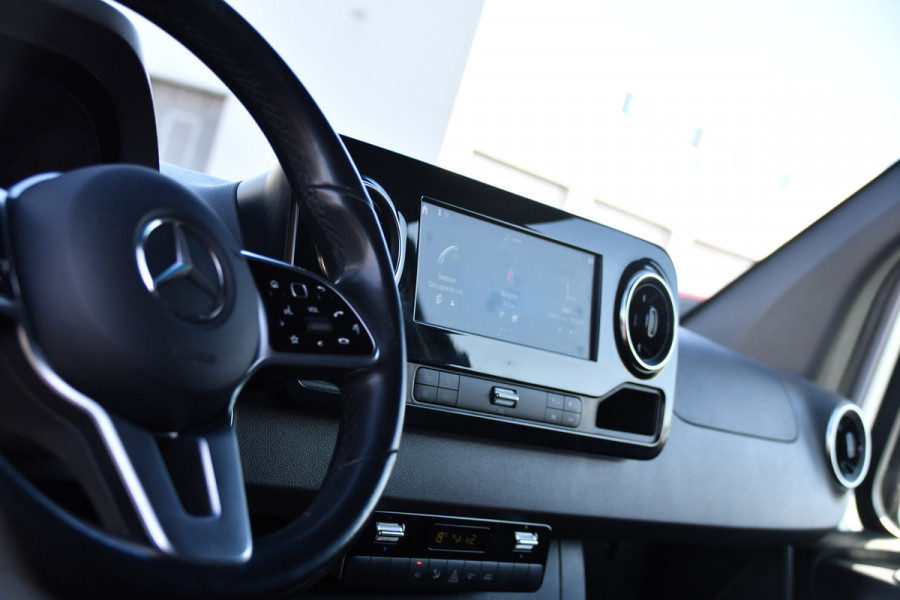 Mercedes-Benz Sprinter 319 V6 3.0 CDI L3H2 PB Edition Adaptieve Cruise, 360 Camera, Carplay, LED, Stoelverwarming, Multimedia, 10,5'' Mbux,