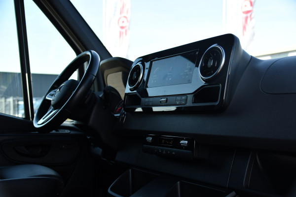 Mercedes-Benz Sprinter 319 V6 3.0 CDI L3H2 PB Edition Adaptieve Cruise, 360 Camera, Carplay, LED, Stoelverwarming, Multimedia, 10,5'' Mbux,