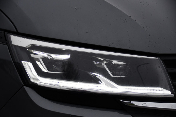 Volkswagen Transporter 2.0 TDI L2H1 30 Highline Adaptieve Cruise, Camera, Carplay, Stoelverwarming, Automaat, Sensoren, Standkachel, 2 x Schuifdeur, LED, Uniek!