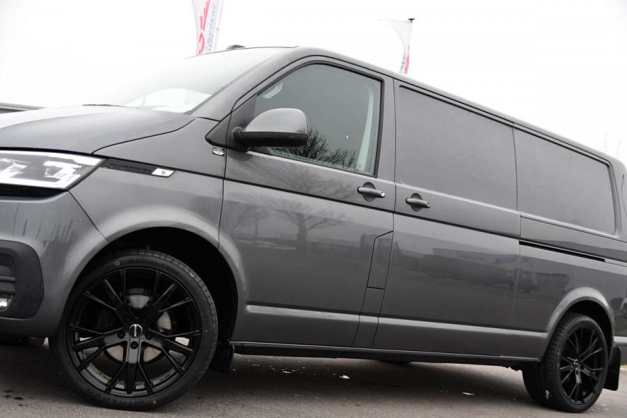 Volkswagen Transporter 2.0 TDI L2H1 30 Highline Adaptieve Cruise, Camera, Carplay, Stoelverwarming, Automaat, Sensoren, Standkachel, 2 x Schuifdeur, LED, Uniek!