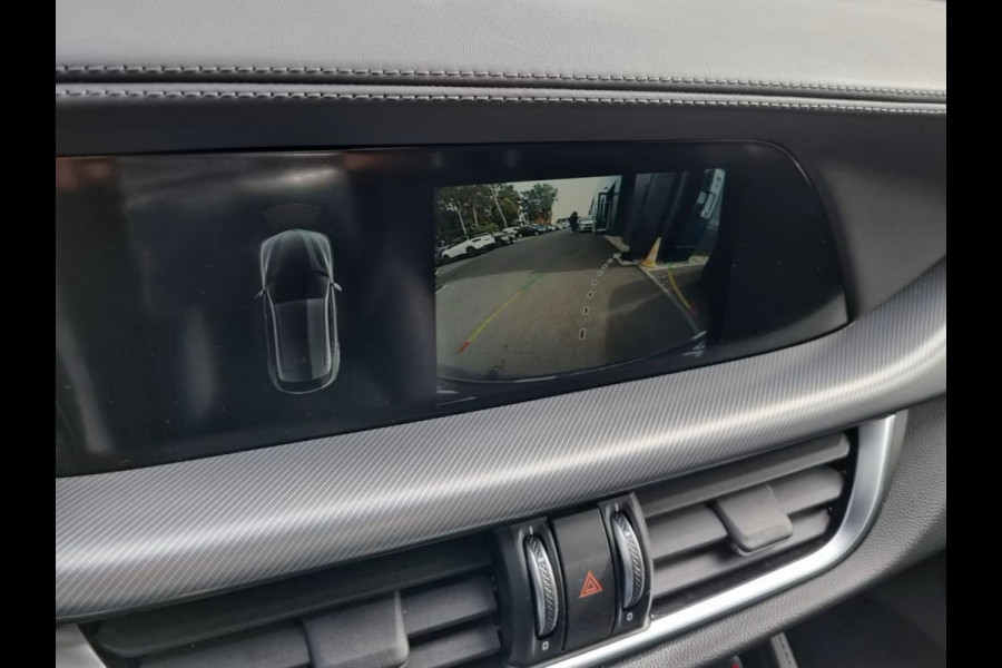 Alfa Romeo Stelvio 2.0 T Q4 Veloce ** MATRIX, NAVI+, H&K SOUND, LEDER, 20-inch LMV, ALARM  ** 1e EIG - Ex ALFA.de - UNFALLFREI ** ** INFORMEER OOK NAAR ONZE AANTREKKELIJKE FINANCIAL-LEASE TARIEVEN **