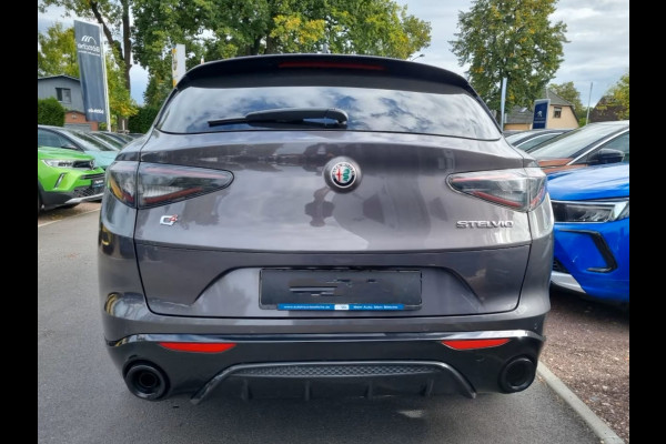 Alfa Romeo Stelvio 2.0 T Q4 Veloce ** MATRIX, NAVI+, H&K SOUND, LEDER, 20-inch LMV, ALARM  ** 1e EIG - Ex ALFA.de - UNFALLFREI ** ** INFORMEER OOK NAAR ONZE AANTREKKELIJKE FINANCIAL-LEASE TARIEVEN **