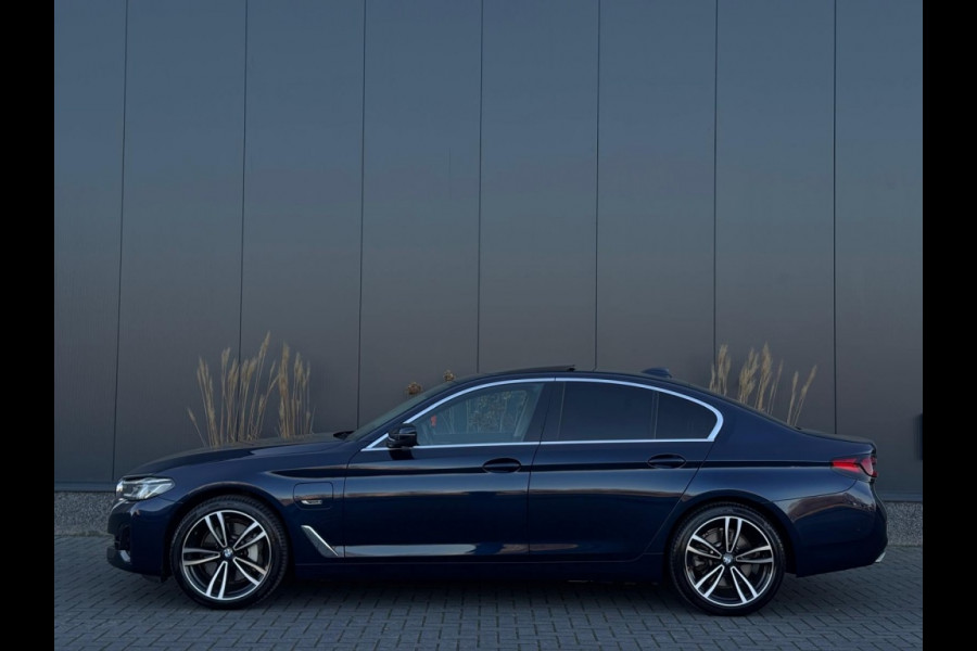 BMW 5 Serie 520e High Exe 2022 NWE MODEL FULL PANO NAVI ACC ECC CAMERA