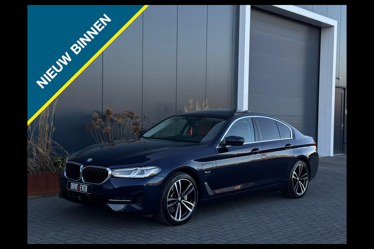 BMW 5 Serie 520e High Exe 2022 NWE MODEL FULL PANO NAVI ACC ECC CAMERA